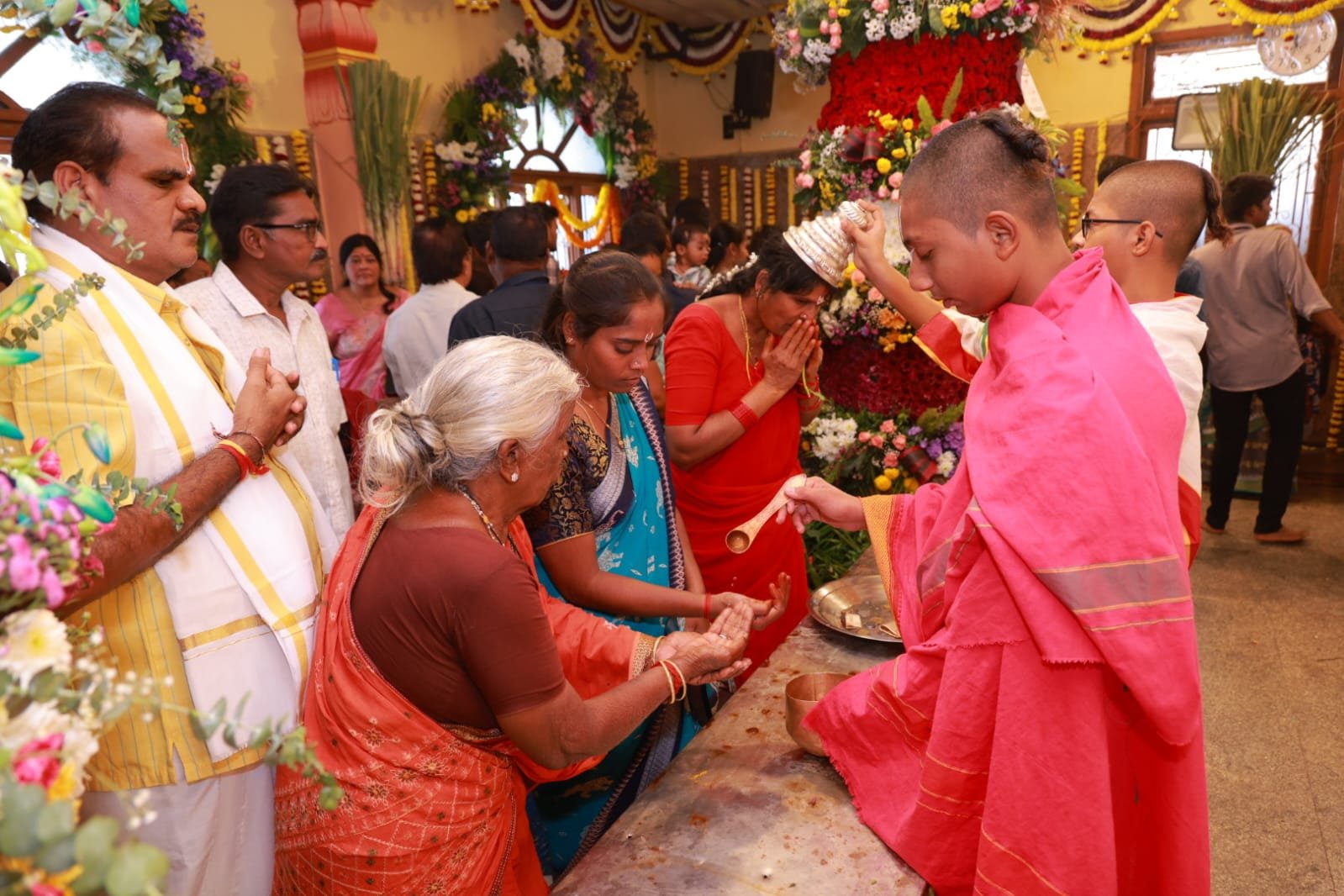 తుమ్మలగుంటలో వైకుంఠ శోభ