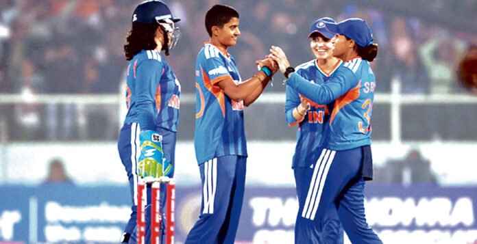 షెఫాలీ మెరుపులు… రెండో టీ20లోనూ శ్రీలంకపై భారత్ ఘన విజయం