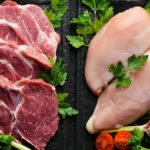 డయాబెటిస్ పేషెంట్లకు చికెన్ Vs మటన్: ఏది తింటే సేఫ్?