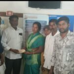 బాధిత కుటుంబానికి ఆర్థిక సాయం అందజేత