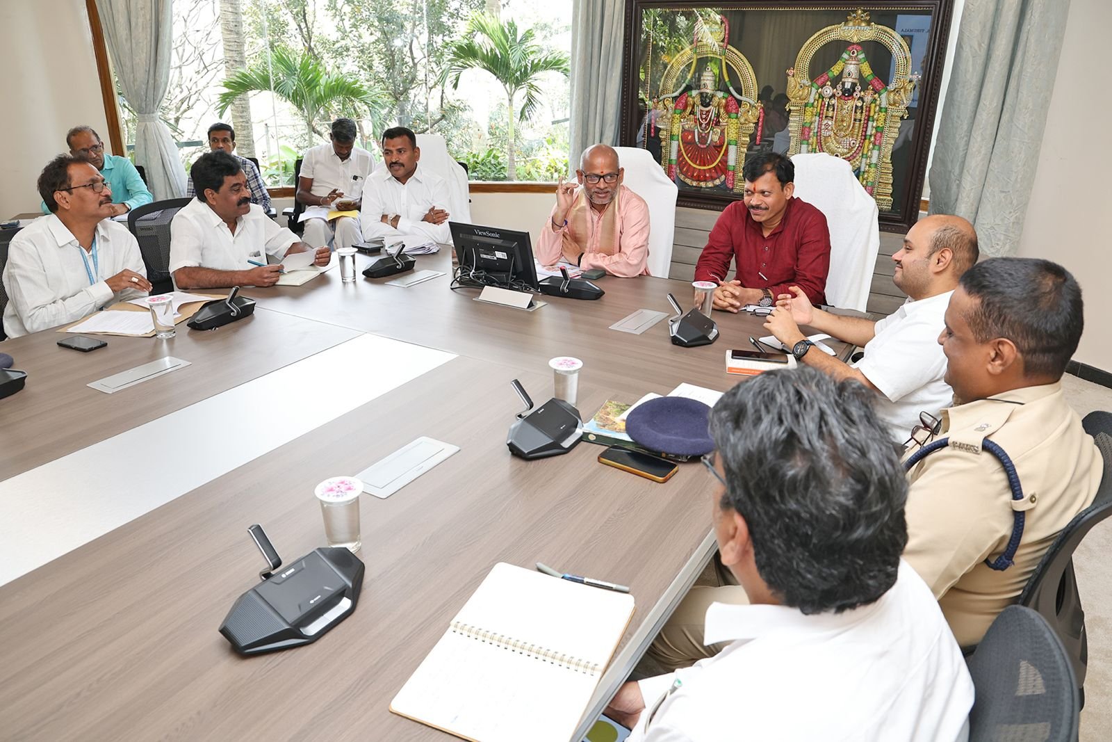 రథసప్తమి ఏర్పాట్లపై అదనపు ఈవో సమీక్ష