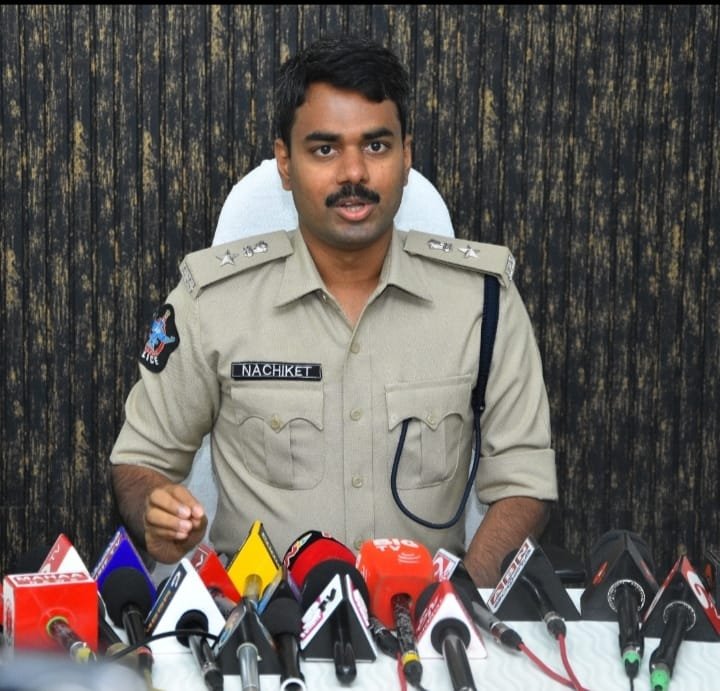 కడపలో సంక్రాంతి జూదంపై ఉక్కుపాదం: బరిలోకి దిగితే డ్రోన్ల నిఘా!