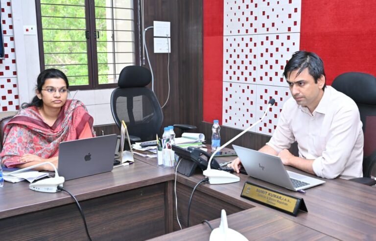 'స్పీడ్ ఆఫ్ డూయింగ్ బిజినెస్' లక్ష్యం: సీఎం చంద్రబాబు కీలక ఆదేశాలు