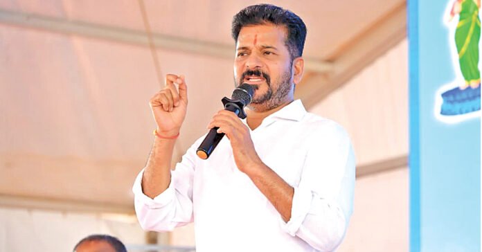 ప్రాజెక్టుల్ని పడావు పెట్టారు: మహబూబ్‌నగర్ పర్యటనలో సీఎం రేవంత్ రెడ్డి ఆరోపణ