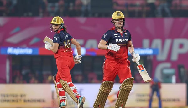 WPL: ఫైనల్‌కు బెంగళూరు మహిళలు