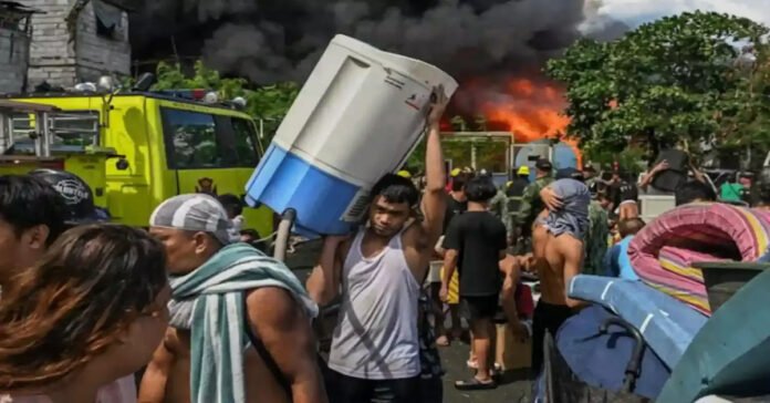 ఫిలిప్పీన్స్‌లో ఘోర అగ్నిప్రమాదం: బూడిదైన వెయ్యి ఇళ్లు..