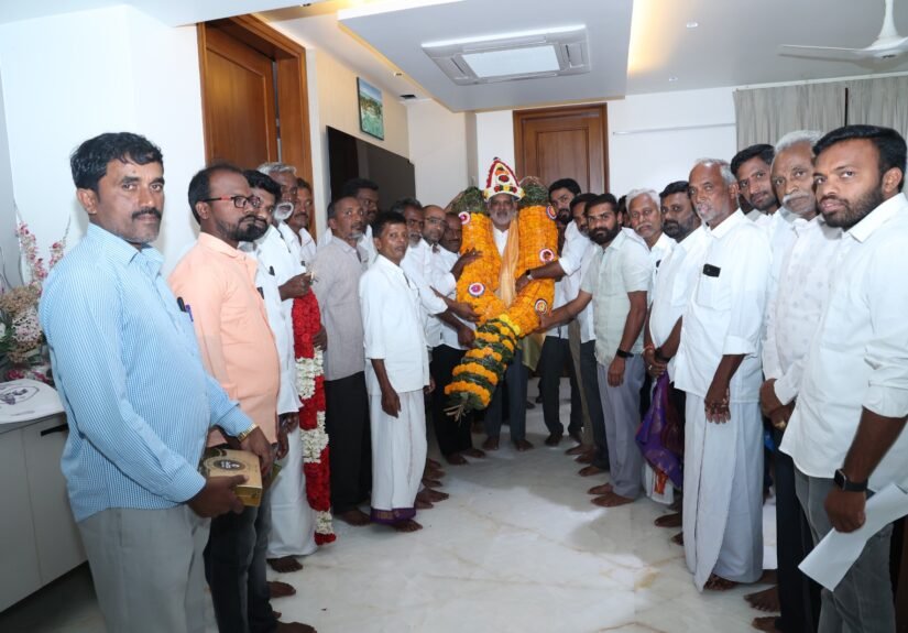 తుమ్మలగుంటలో చెవిరెడ్డి సందడి..