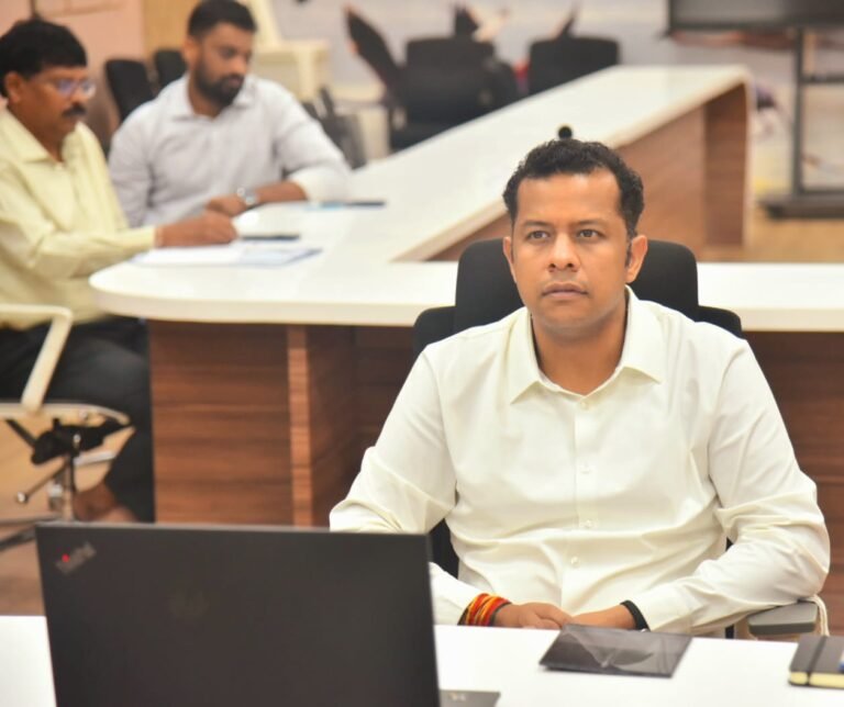 అమరావతిలో బిల్ గేట్స్ సందడి