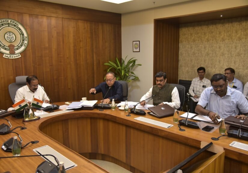 వచ్చే ఫిబ్రవరి నుంచే జనాభా లెక్కల సేకరణ: ఏపీ సీఎస్