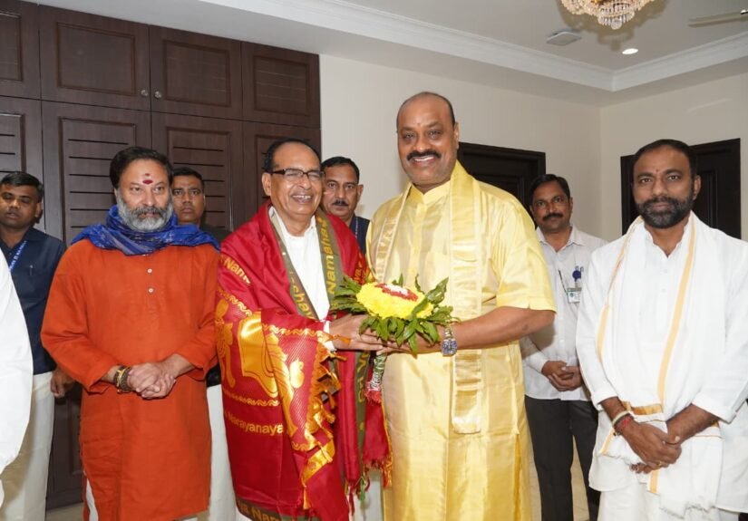 కేంద్ర మంత్రి చౌహన్‌ను కలిసిన మంత్రి అచ్చెన్నాయుడు