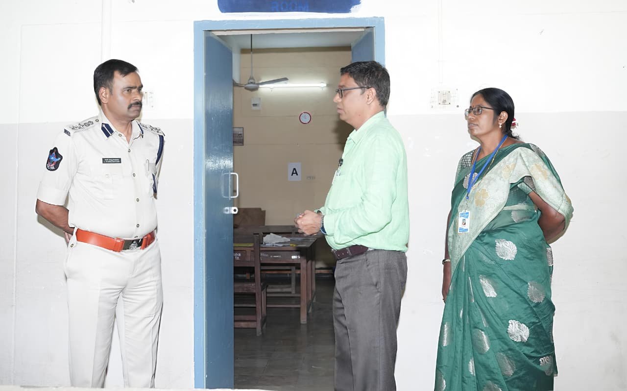 ఇంటర్ పరీక్షల వద్ద పటిష్ట నిఘా..