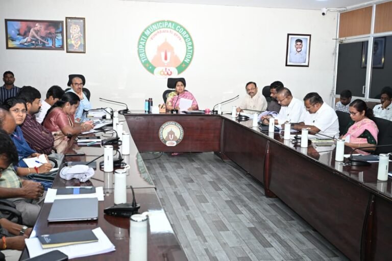 కుటుంబ సమగ్ర సర్వేను వేగవంతం చేయండి