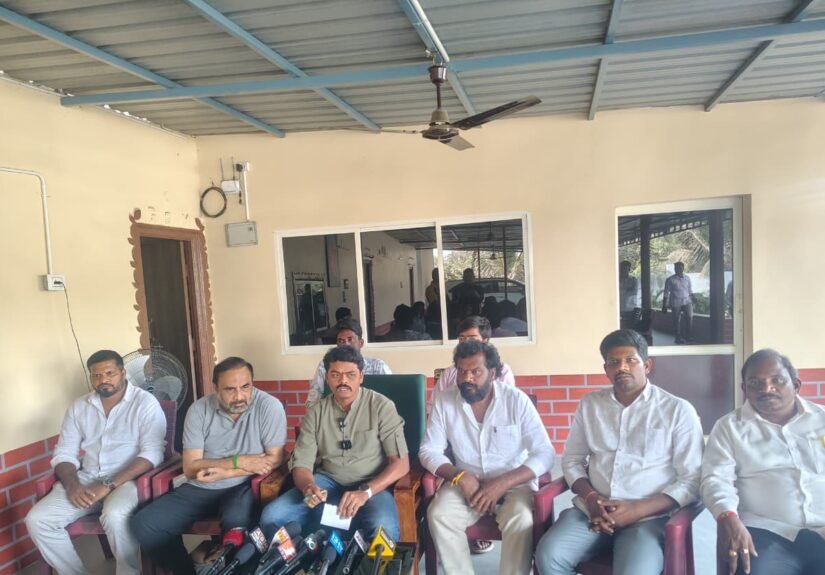 అంగన్వాడీ కేంద్రంలో ఎమ్మెల్యే ఆకస్మిక తనిఖీ