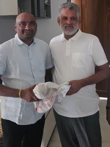 చెవిరెడ్డి విడుదలపై మొక్కులు చెల్లించుకున్న ప్రసాద్ రెడ్డి