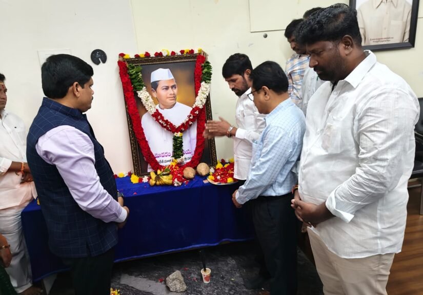 నిబద్ధతకు నిలువుటద్దం దామోదర సంజీవయ్య: జాయింట్ కలెక్టర్