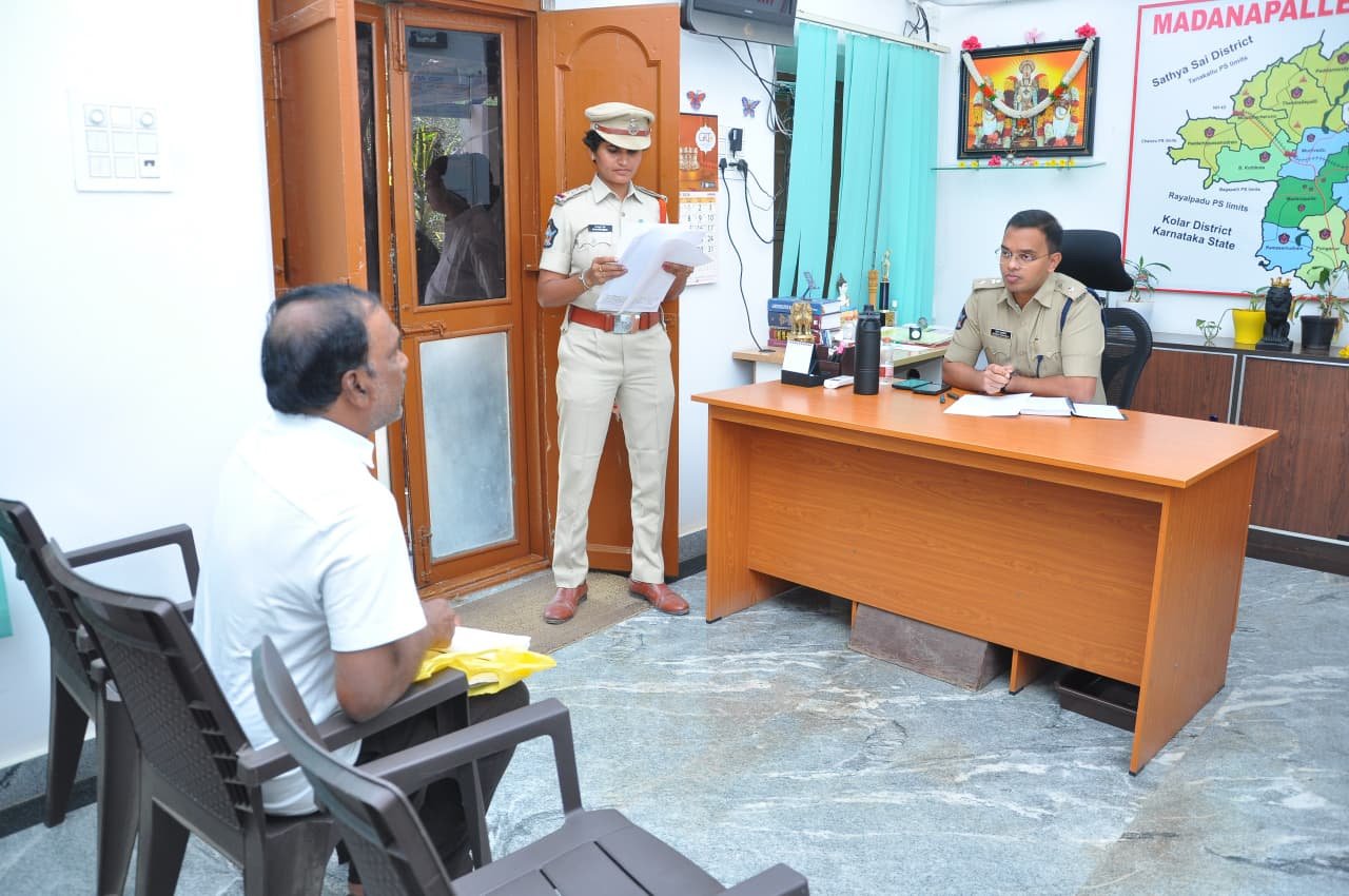 ప్రజా సమస్యల పరిష్కార వేదిక: ఎస్పీ గారి కీలక ఆదేశాలు