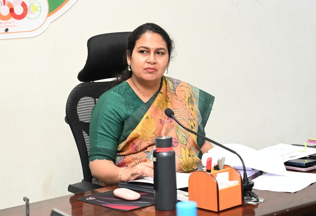 పీజీఆర్ ఎస్ ను సద్వినియోగం చేసుకోండి: కమిషనర్