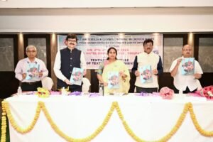 దేశ ఆర్థిక వ్యవస్థకు వస్త్ర రంగమే వెన్నెముక: కమిషనర్