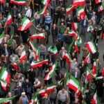 ఖమేనీ హతం.. వీధుల్లోకి వచ్చి ఇరాన్ ప్రజల సంబరాలు!