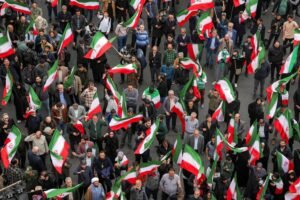 ఖమేనీ హతం.. వీధుల్లోకి వచ్చి ఇరాన్ ప్రజల సంబరాలు!