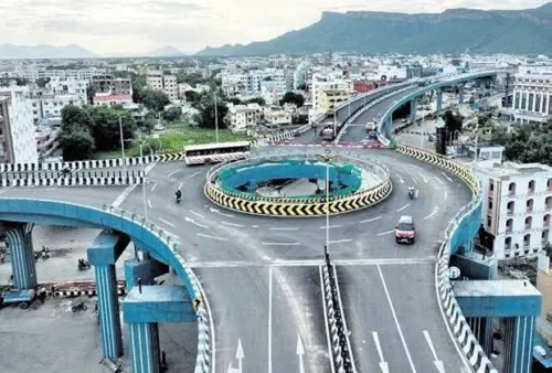 TIRUPATHI GARUDA VARADHI