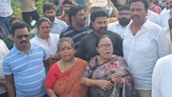 YSRCP leaders at Grand ridge