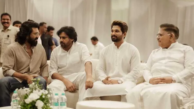 ALLUARJUN WITH PAWAN KALYAN