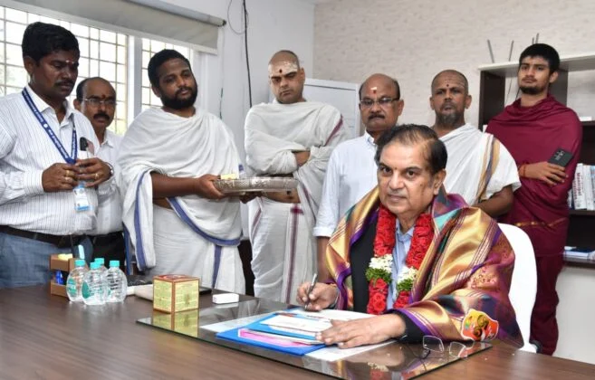 AP ELECTION COMMISSIONER