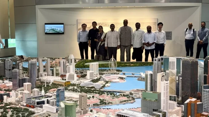 AP MINISTERS TOUR TO SINGAPORE